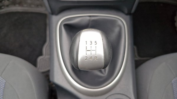 Used Nissan Qashqai 2011 for sale - 76291945: Photo 38