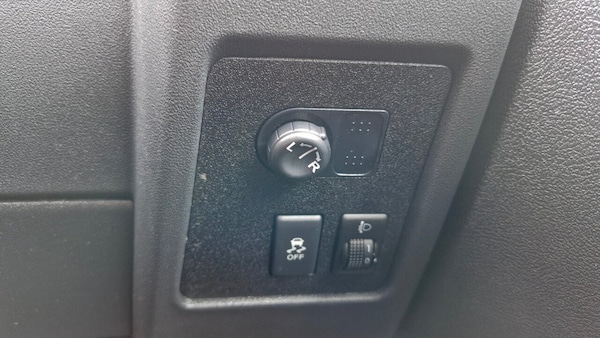 Used Nissan Qashqai 2011 for sale - 76291945: Photo 41