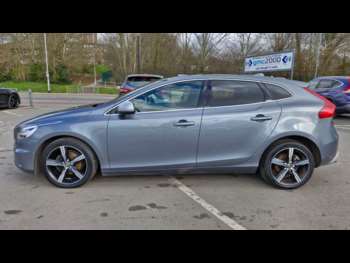 Used Volvo V40 2018 for sale - 74245742: Photo