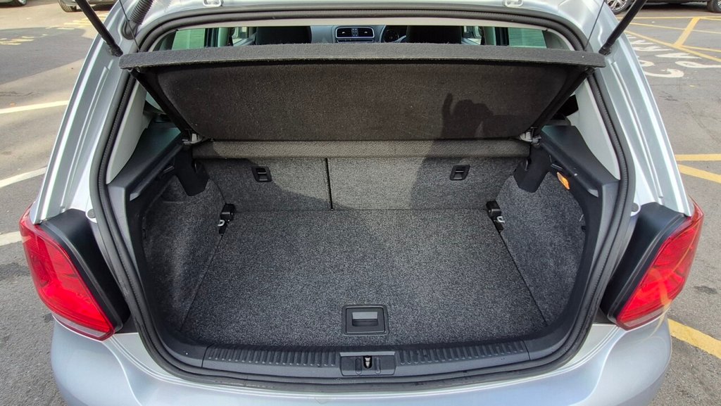 Used Volkswagen Polo 2012 for sale - 76304162: Photo 19