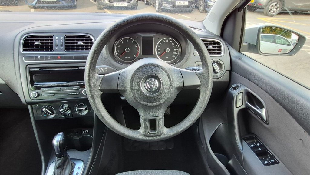 Used Volkswagen Polo 2012 for sale - 76304162: Photo 29