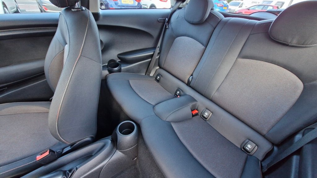 Used MINI Hatch 2018 for sale - 75798417: Photo 24