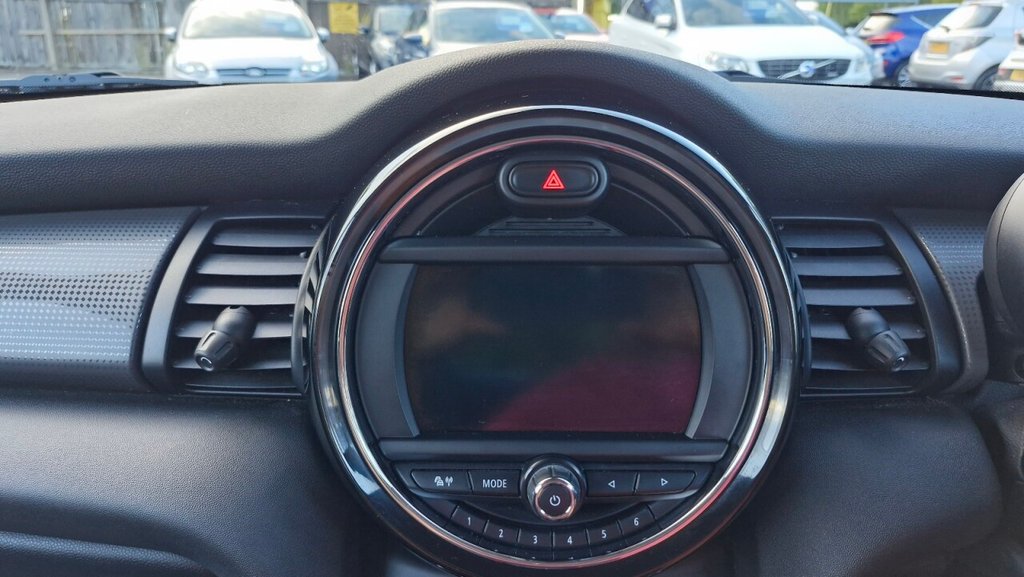 Used MINI Hatch 2018 for sale - 75798417: Photo 37