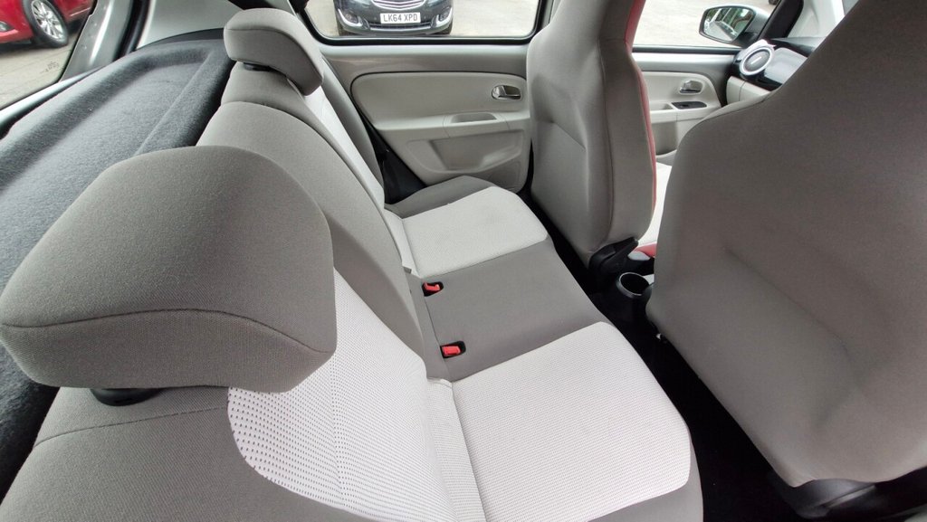 Used Volkswagen up! 2015 for sale - 76429726: Photo 20