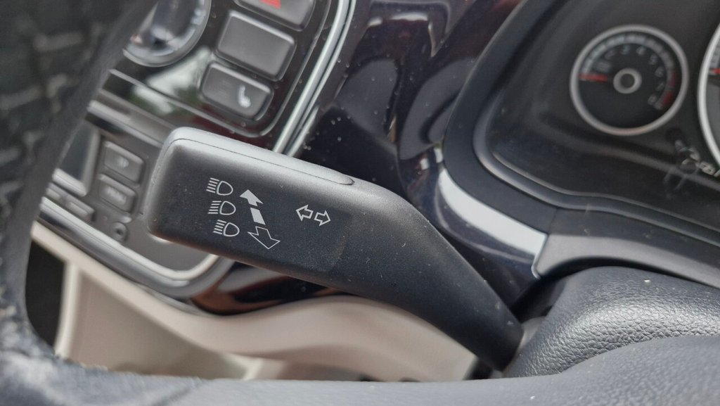 Used Volkswagen up! 2015 for sale - 76429726: Photo 29