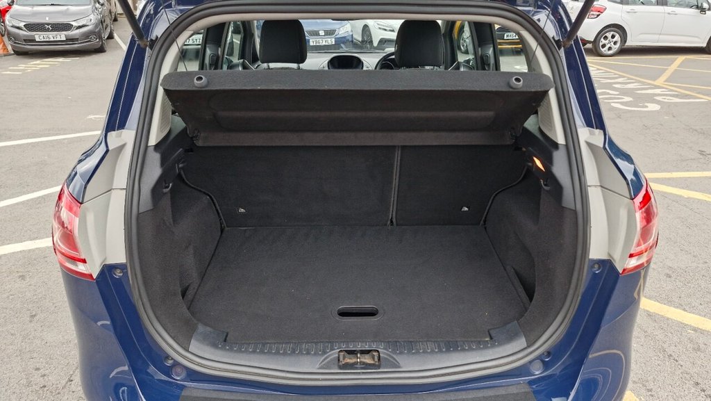 Used Ford B-MAX 2017 for sale - 75800261: Photo 22