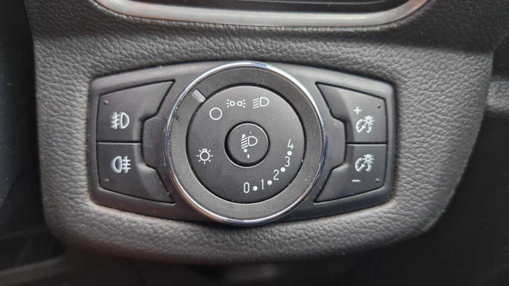 Used Ford B-MAX 2017 for sale - 75800261: Photo 47