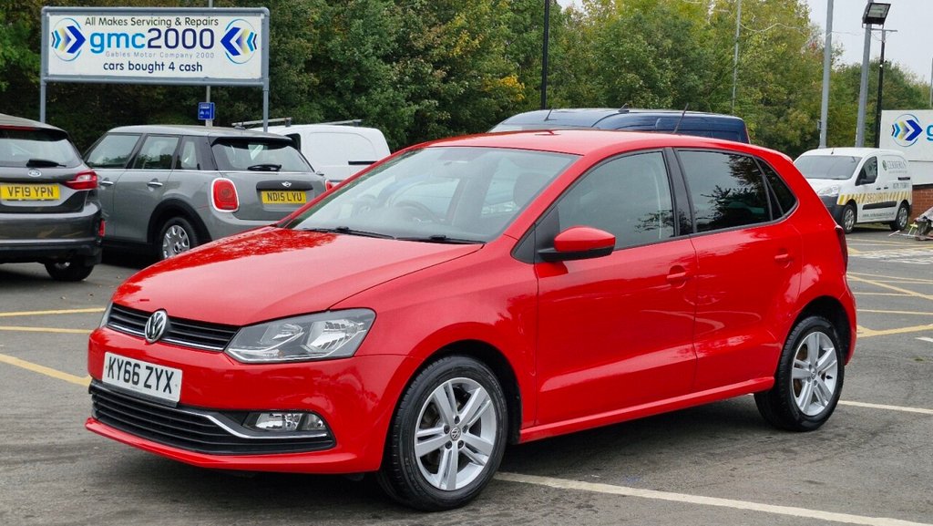 Used Volkswagen Polo 2016 for sale - 76074027: Photo 1