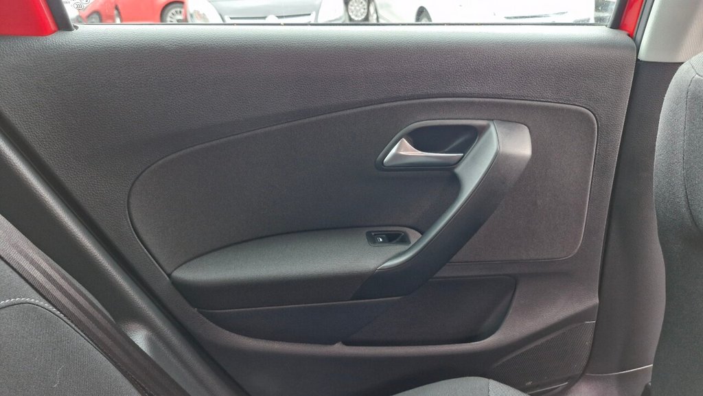 Used Volkswagen Polo 2016 for sale - 76074027: Photo 26