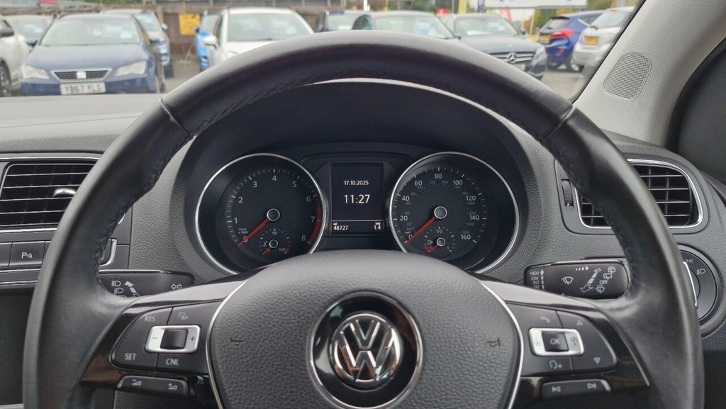 Used Volkswagen Polo 2016 for sale - 76074027: Photo 31