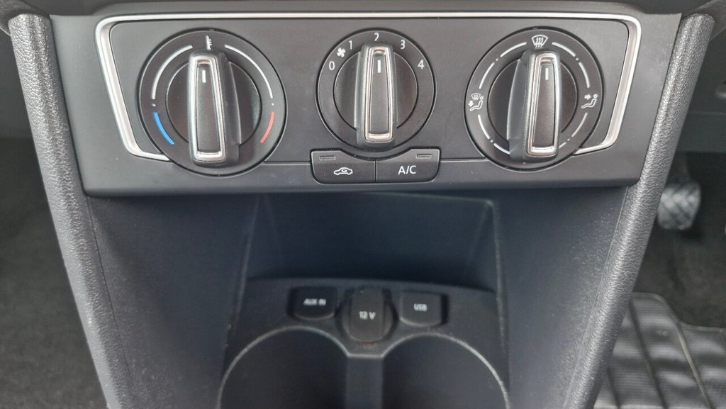 Used Volkswagen Polo 2016 for sale - 76074027: Photo 40