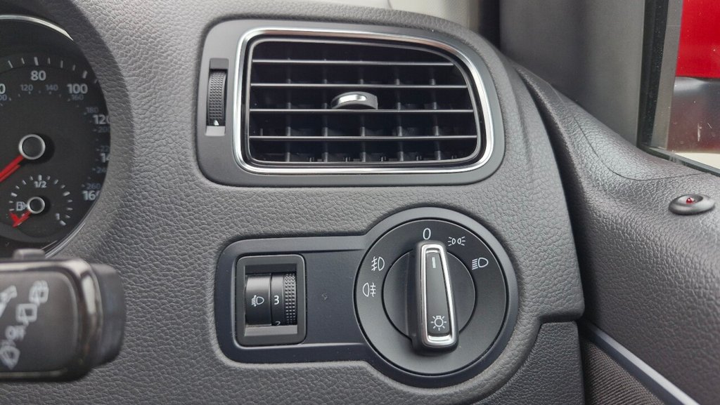 Used Volkswagen Polo 2016 for sale - 76074027: Photo 46