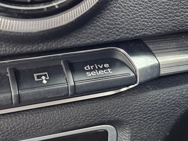 Used Audi A3 2015 for sale - 75573323: Photo 36