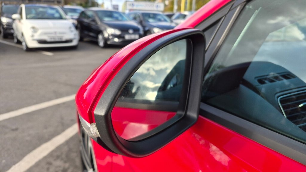 Used Volkswagen Golf 2014 for sale - 76074025: Photo 20