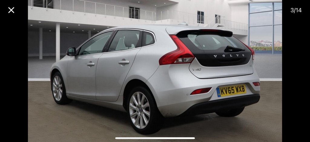 Used Volvo V40 2015 for sale - 76434463: Photo 3