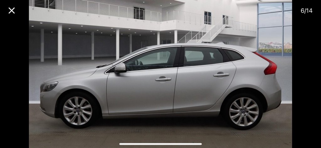 Used Volvo V40 2015 for sale - 76434463: Photo 6