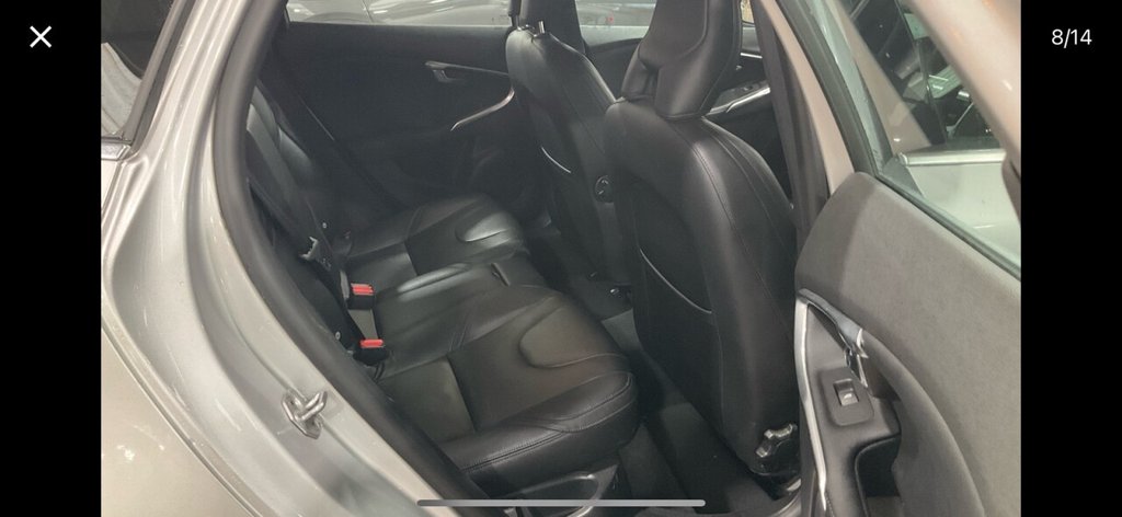 Used Volvo V40 2015 for sale - 76434463: Photo 8