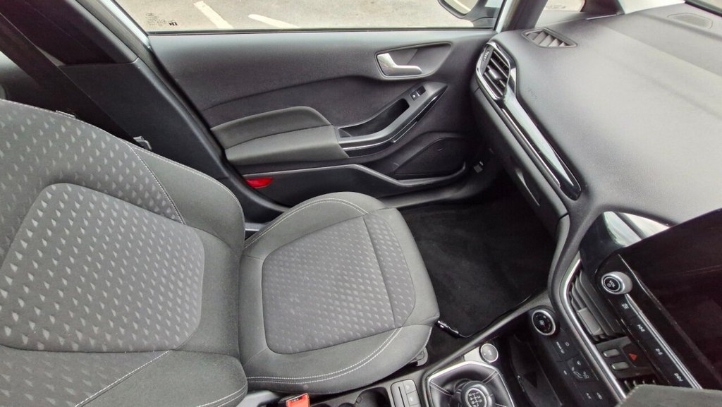 Used Ford Fiesta 2019 for sale - 75923433: Photo 44