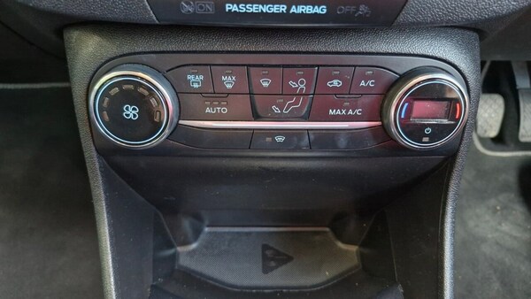 Used Ford Fiesta 2019 for sale - 74517668: Photo 38