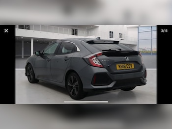 Used Honda Civic 2018 for sale - 76528721: Photo