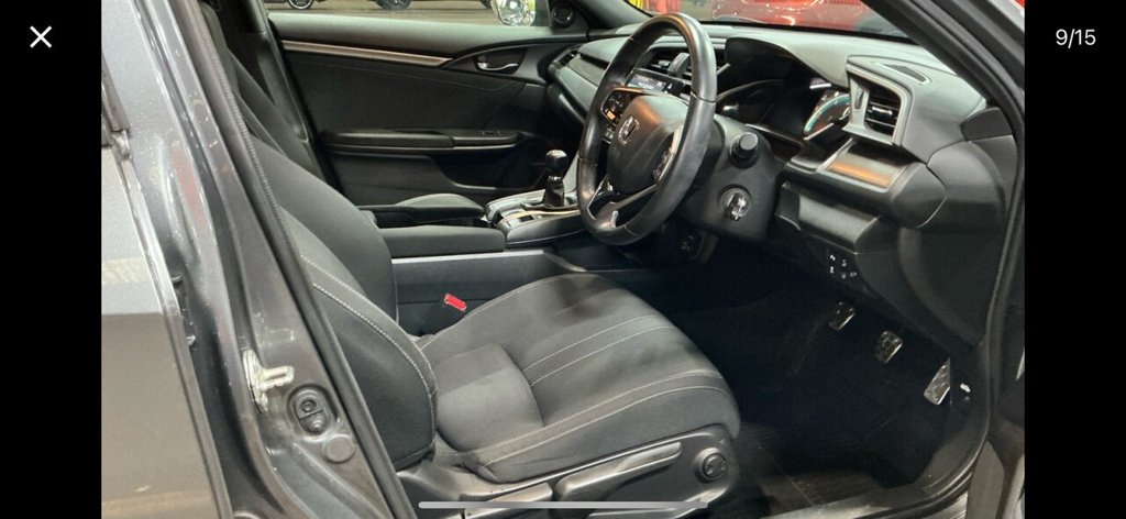 Used Honda Civic 2018 for sale - 76528721: Photo 9