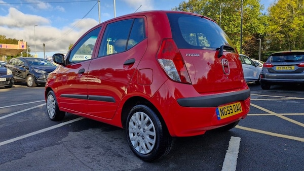 Used Hyundai i10 2010 for sale - 76185654: Photo 13