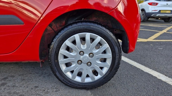 Used Hyundai i10 2010 for sale - 76185654: Photo 16