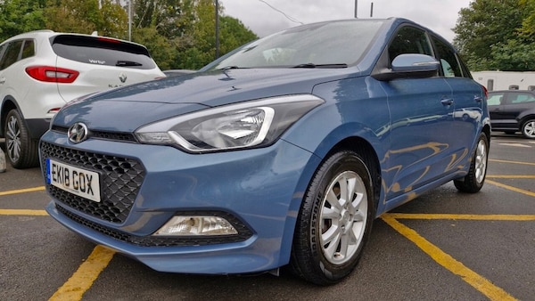 Used Hyundai i20 2018 for sale - 76256102: Photo 12