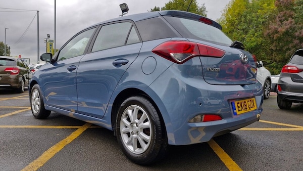 Used Hyundai i20 2018 for sale - 76256102: Photo 13