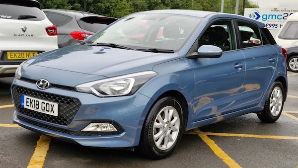 Used Hyundai i20 2018 for sale - 76256102: Photo 1