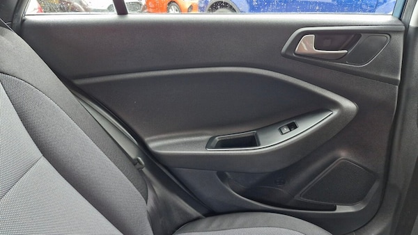 Used Hyundai i20 2018 for sale - 76256102: Photo 26