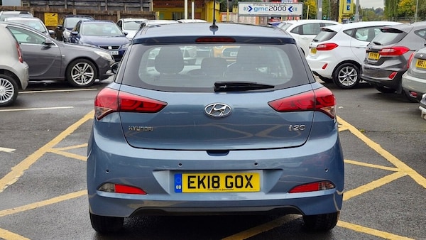 Used Hyundai i20 2018 for sale - 76256102: Photo 5