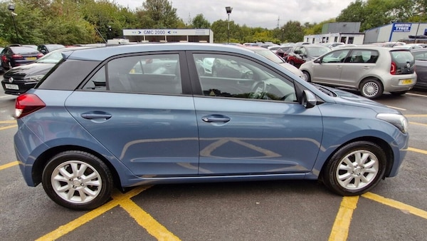 Used Hyundai i20 2018 for sale - 76256102: Photo 7