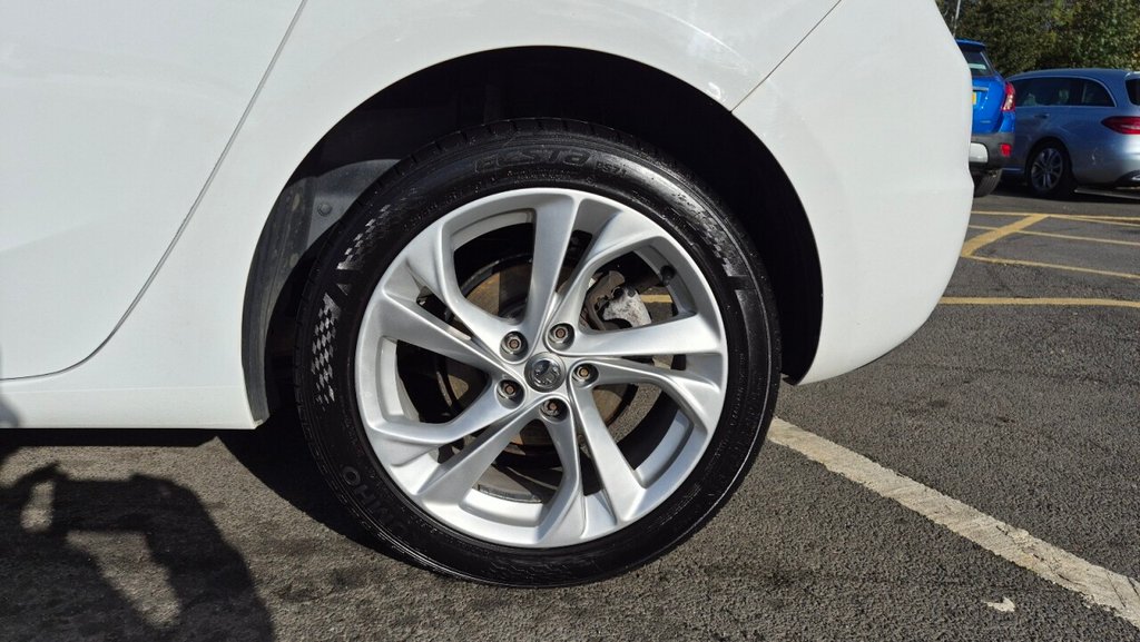 Used Vauxhall Astra 2018 for sale - 76210443: Photo 18