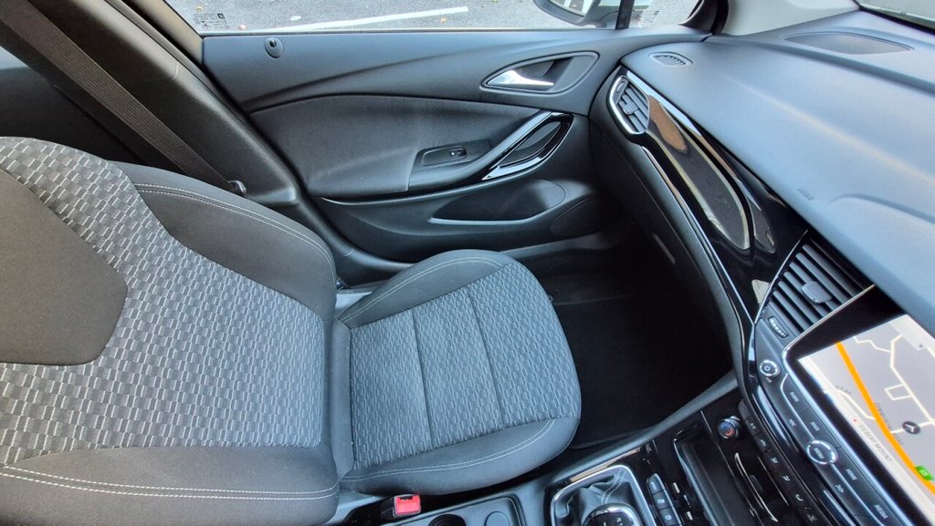 Used Vauxhall Astra 2018 for sale - 76210443: Photo 46