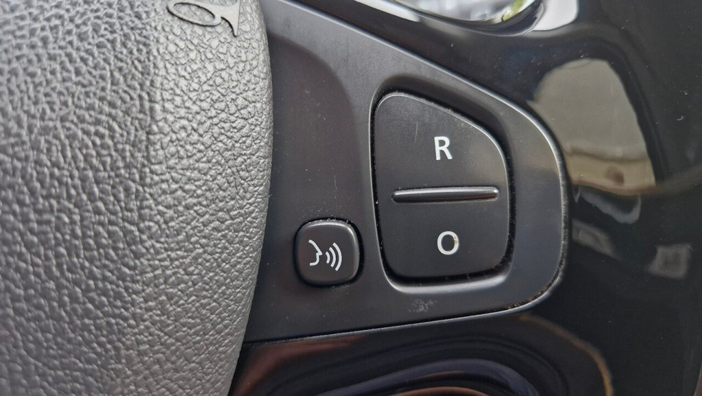Used Renault Clio 2016 for sale - 76106144: Photo 33