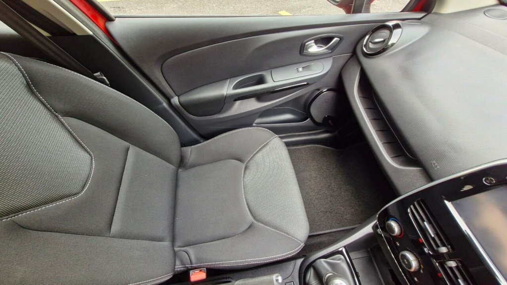 Used Renault Clio 2016 for sale - 76106144: Photo 46