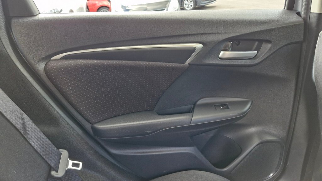 Used Honda Jazz 2015 for sale - 75924039: Photo 24