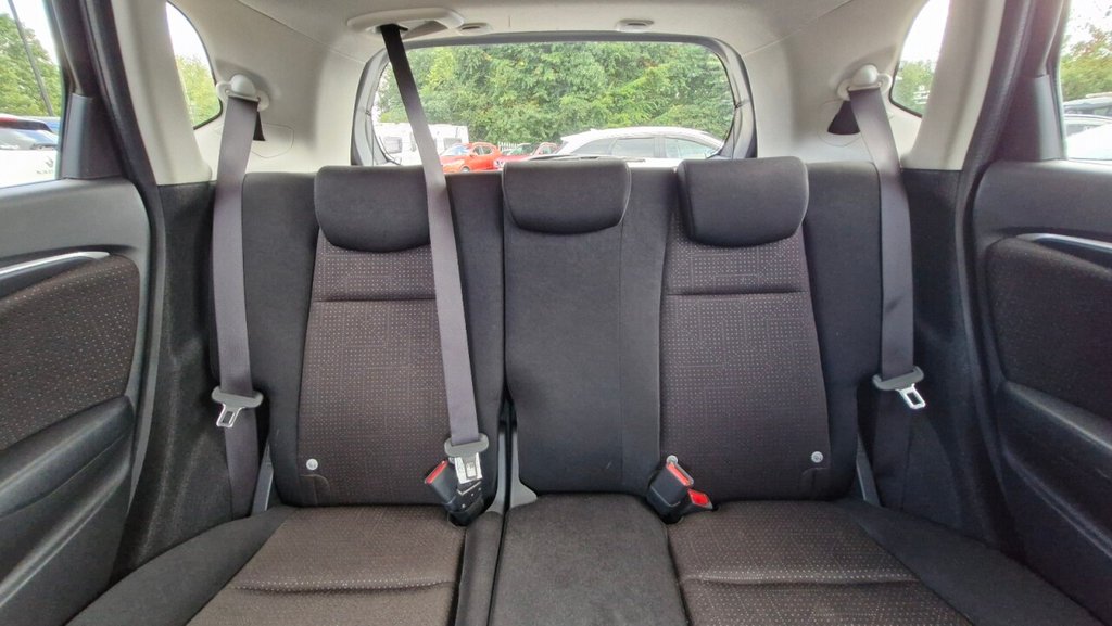 Used Honda Jazz 2015 for sale - 75924039: Photo 26