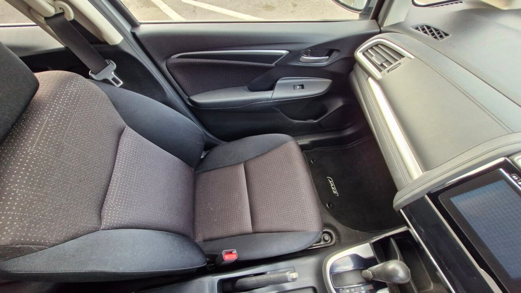 Used Honda Jazz 2015 for sale - 75924039: Photo 44