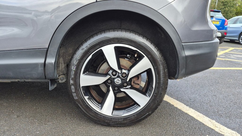 Used Nissan Qashqai 2016 for sale - 75923819: Photo 17
