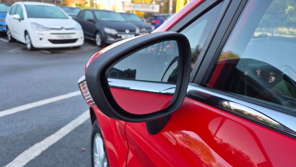 Used Ford Fiesta 2017 for sale - 76323445: Photo 14