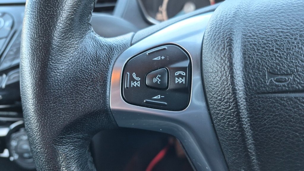 Used Ford Fiesta 2017 for sale - 76323445: Photo 32