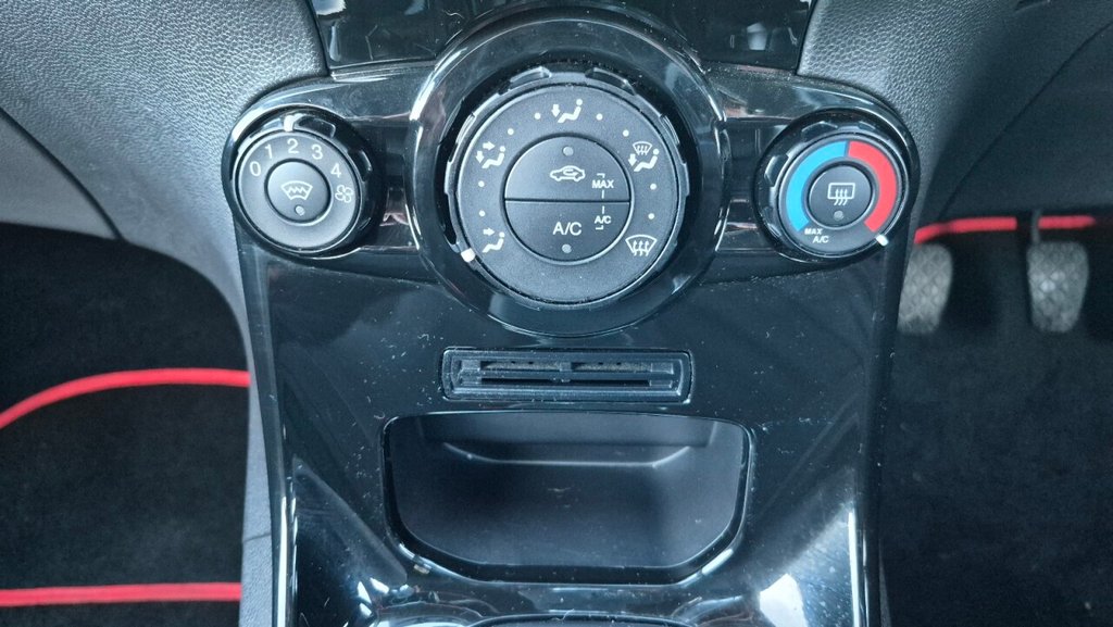 Used Ford Fiesta 2017 for sale - 76323445: Photo 37