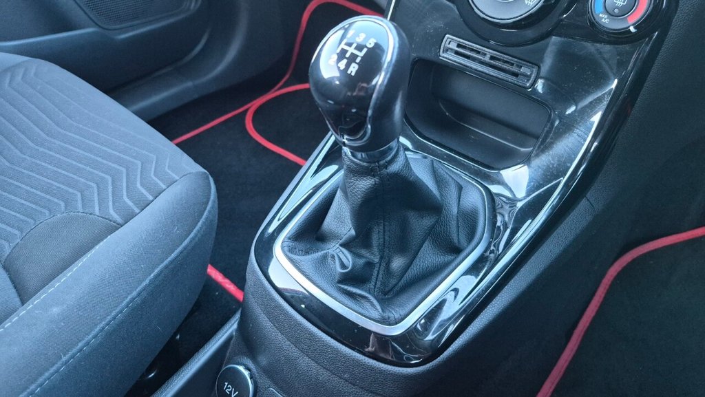 Used Ford Fiesta 2017 for sale - 76323445: Photo 38