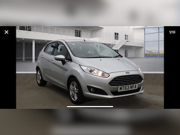 2013 (63) - 1.25 82 Zetec 5dr