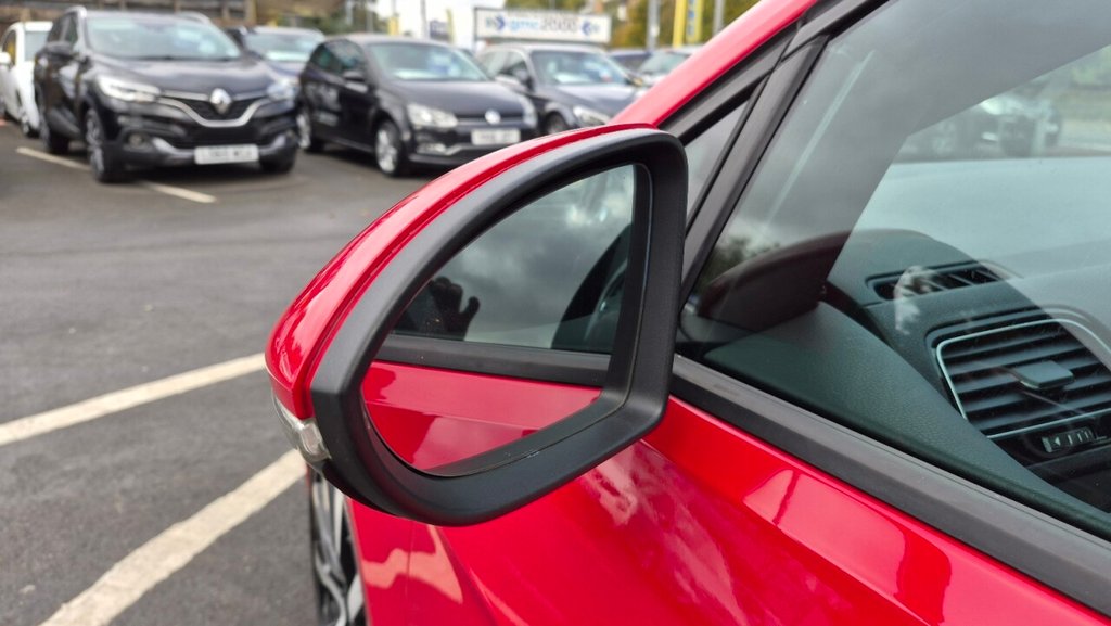 Used Volkswagen Golf 2016 for sale - 76210493: Photo 15