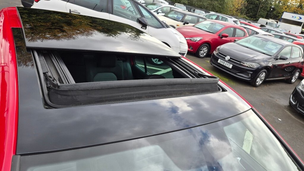 Used Volkswagen Golf 2016 for sale - 76210493: Photo 17