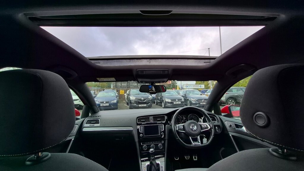 Used Volkswagen Golf 2016 for sale - 76210493: Photo 22