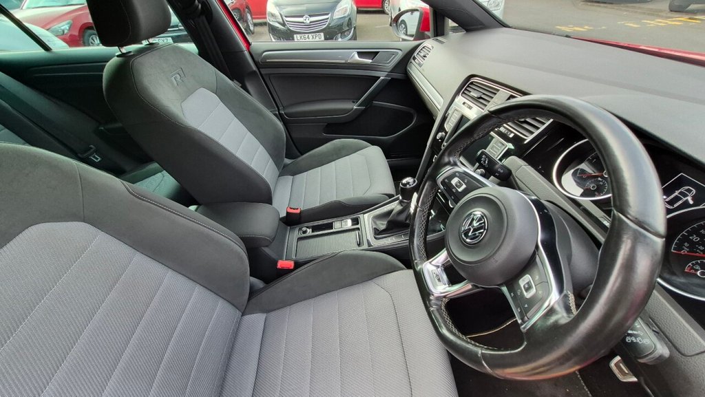 Used Volkswagen Golf 2016 for sale - 76210493: Photo 29